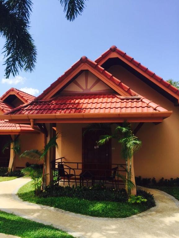 The Resort Happy Elephant Rawai Экстерьер фото