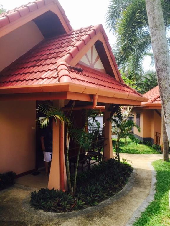 The Resort Happy Elephant Rawai Экстерьер фото