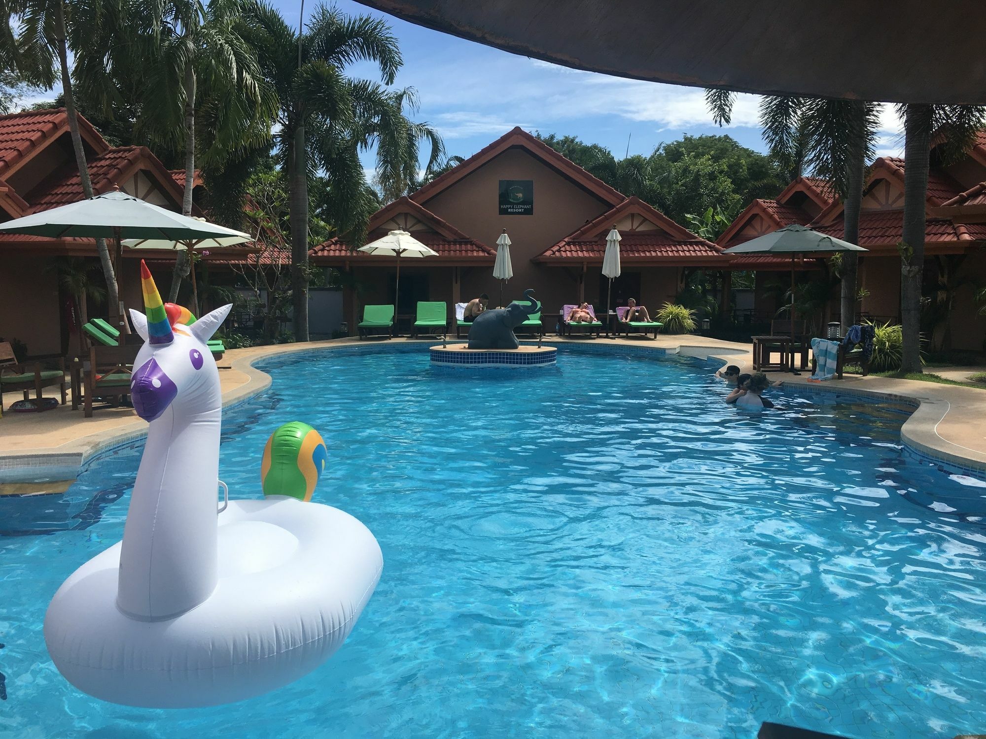 The Resort Happy Elephant Rawai Экстерьер фото